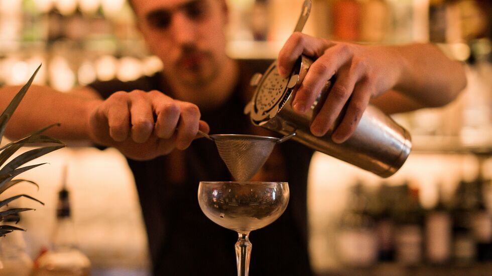 Die Mission am Studi-Dienstag: Studenten raus aus der Mensa, rein in die Innenstadt. Oder wie es knackiger klingt: weniger Mensa, mehr Margarita. Die Mission am Studi-Dienstag: Studenten raus aus der Mensa, rein in die Innenstadt. Oder wie es knackiger klingt: weniger Mensa, mehr Margarita.