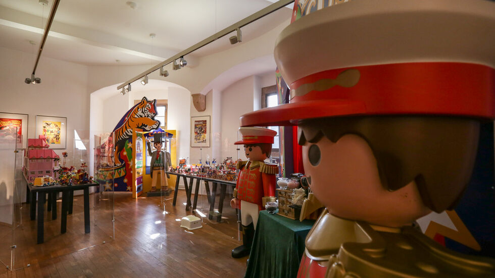 (c) Toni Söll Die Ausstellung wird ermöglicht von einem privaten Sammler