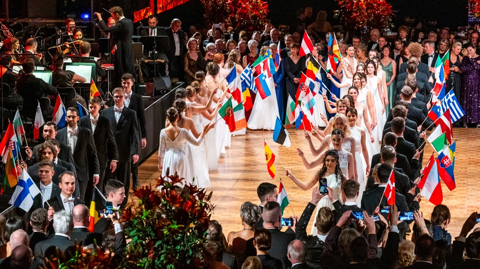 Debütanten auf dem Parkett Chemnitzer Opernball Chemnitz.