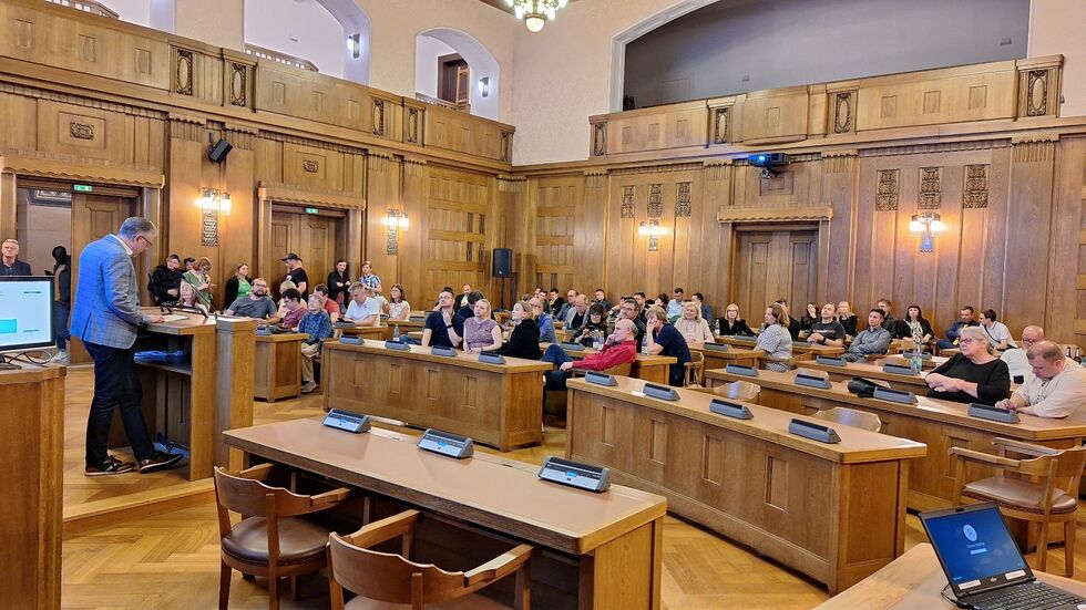 Stadtratswahl (Auswertung im Rathaus)