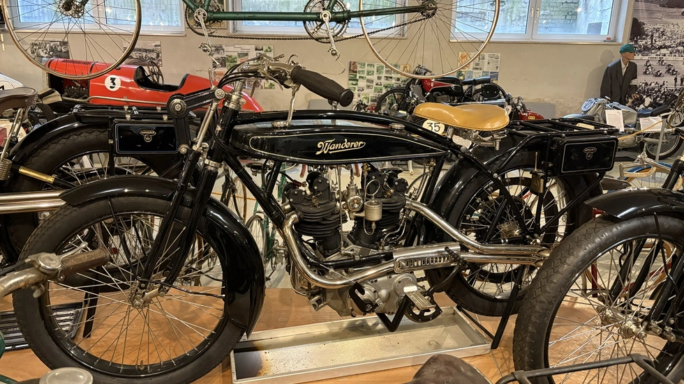 Motorrad von Wanderer im Fahrzeugmuseum Motorrad von Wanderer im Fahrzeugmuseum