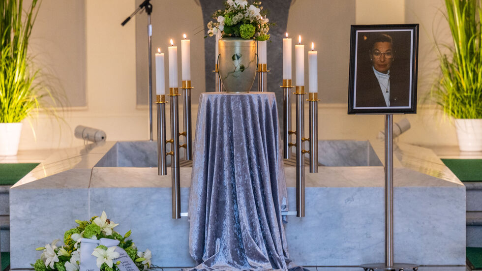 Trauerhalle des städtischen Friedhofs.