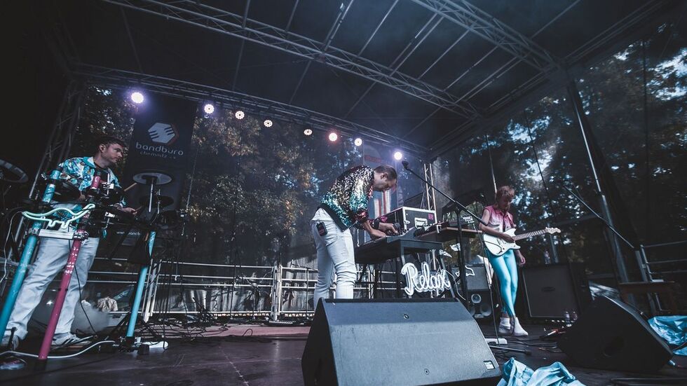 Die Musikmeile ging 2022 noch auf dem Schillerplatz über die Bühne. Mit dabei war auch die Band Poly Ghost. Die Musikmeile ging 2022 noch auf dem Schillerplatz über die Bühne. Mit dabei war auch die Band Poly Ghost.