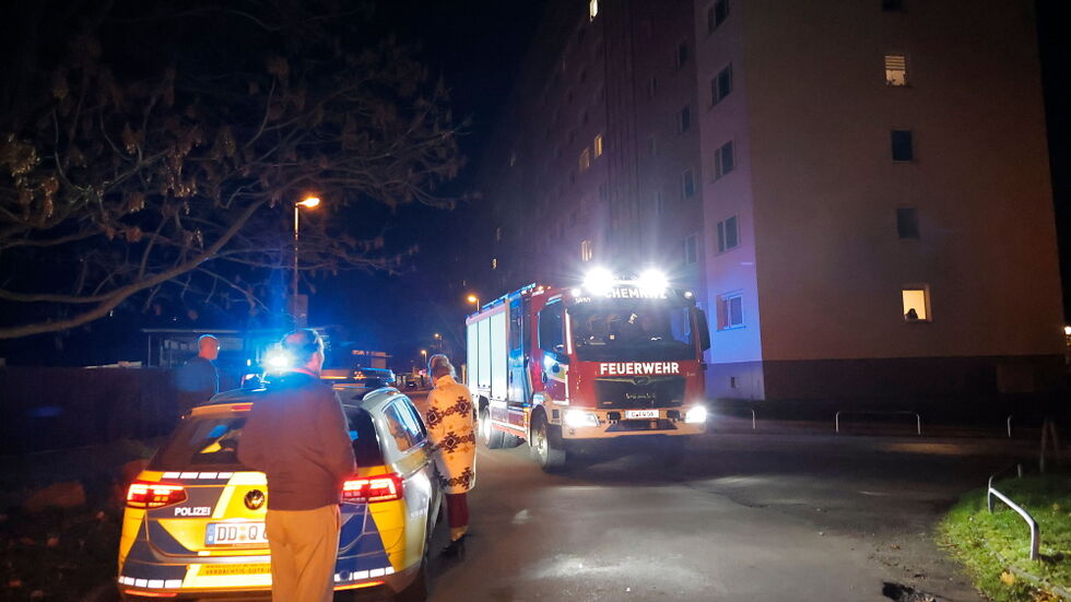 Zum Sachschaden gibt es noch keine Angaben. Zum Sachschaden gibt es noch keine Angaben.