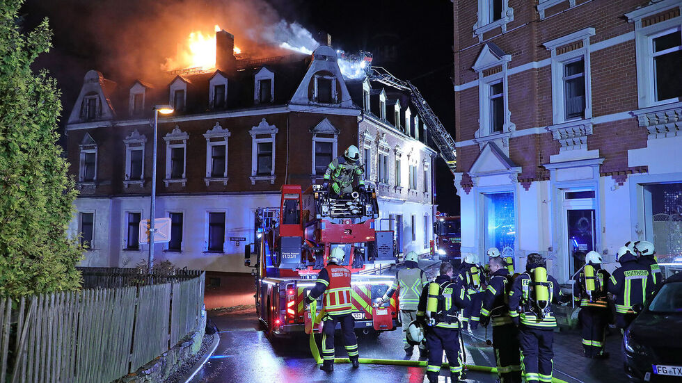 Rund 130 Kräfte von Feuerwehr, Rettungsdienst und Polizei waren im Einsatz