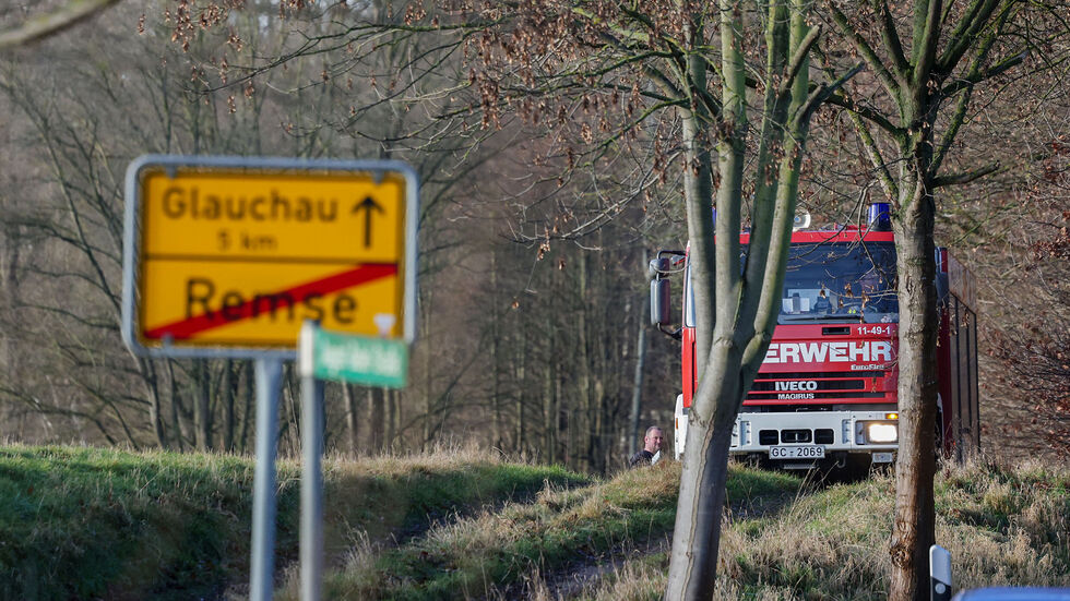 Auch die Feuerwehr war im Einsatz bei der Bergung der Leiche. Auch die Feuerwehr war im Einsatz bei der Bergung der Leiche.