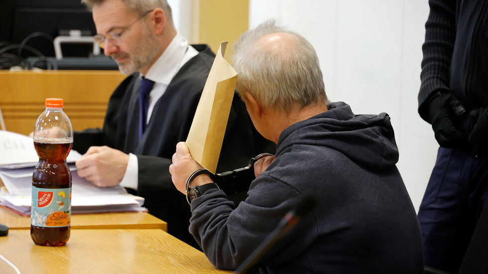 Der 5. Strafsenat des Bundesgerichtshofs hat das Urteil des Landgerichts Chemnitz vom 27. März 2025 bestätigt. Der 5. Strafsenat des Bundesgerichtshofs hat das Urteil des Landgerichts Chemnitz vom 27. März 2025 bestätigt.